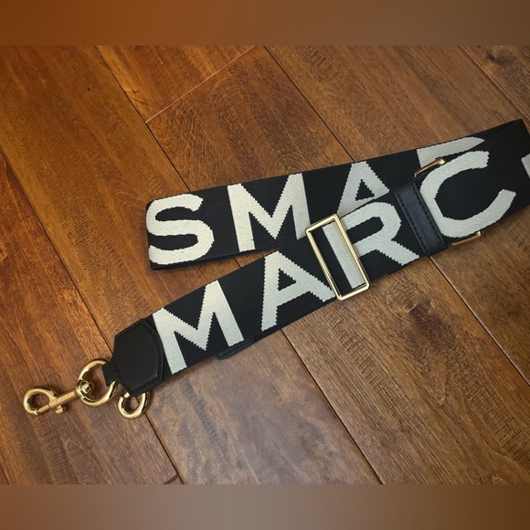 NWOT Marc Jacobs Black and White Logo Webbing Strap - Picture 7 of 7
